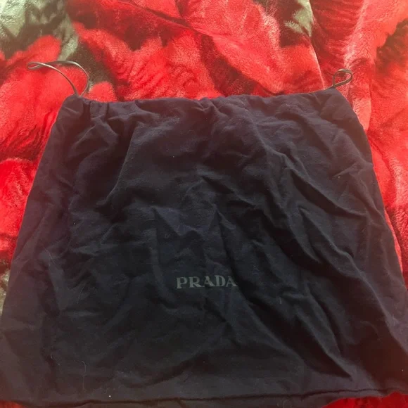 Prada bag - Picture 5 of 6